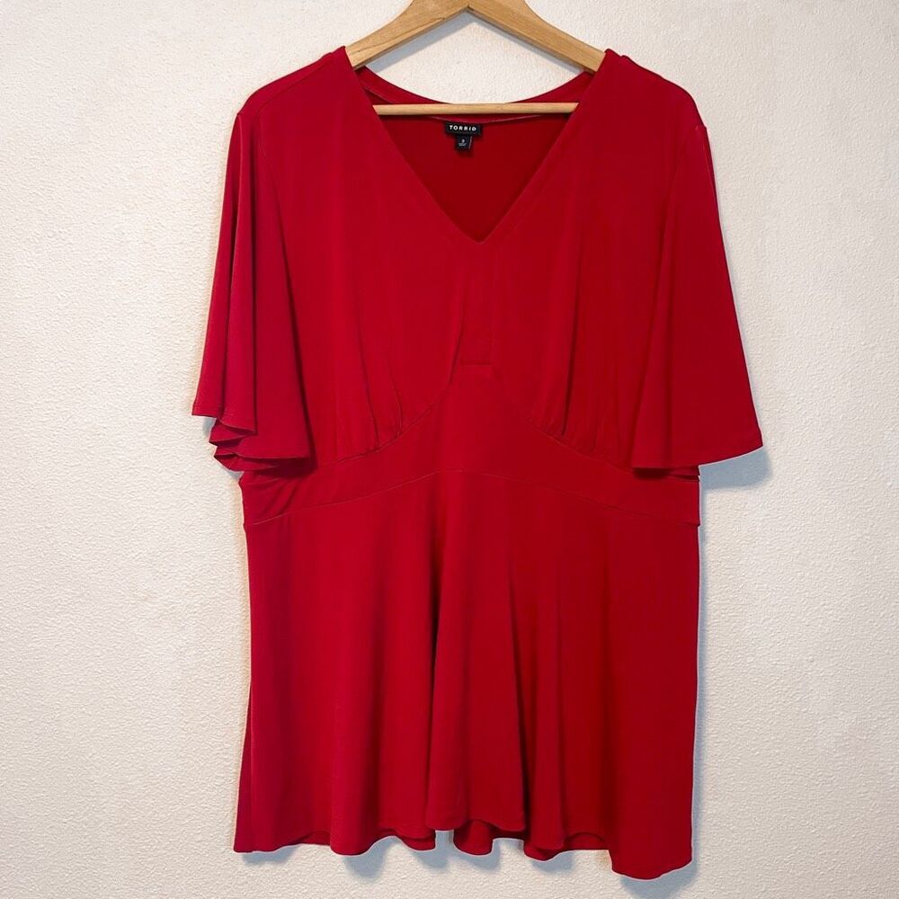 Torrid‎ Studio Knit Red V-Neck Flutter Sleeve Peplum Top Size 3